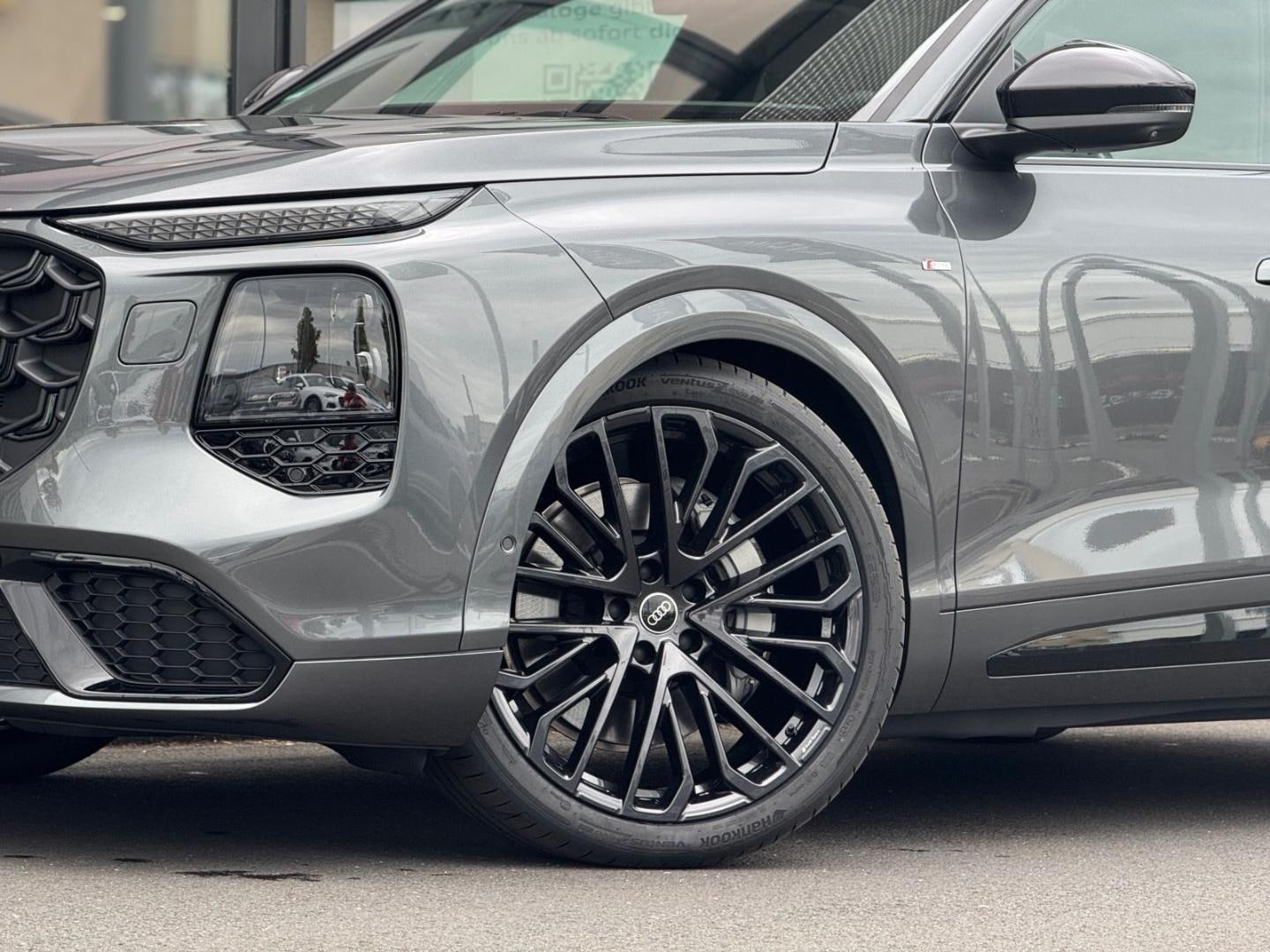 Bild über Audi Q7 SUV TDI quattro 220 kW tiptronic - für weitere Informationen kontaktieren Sie den Audi Partner