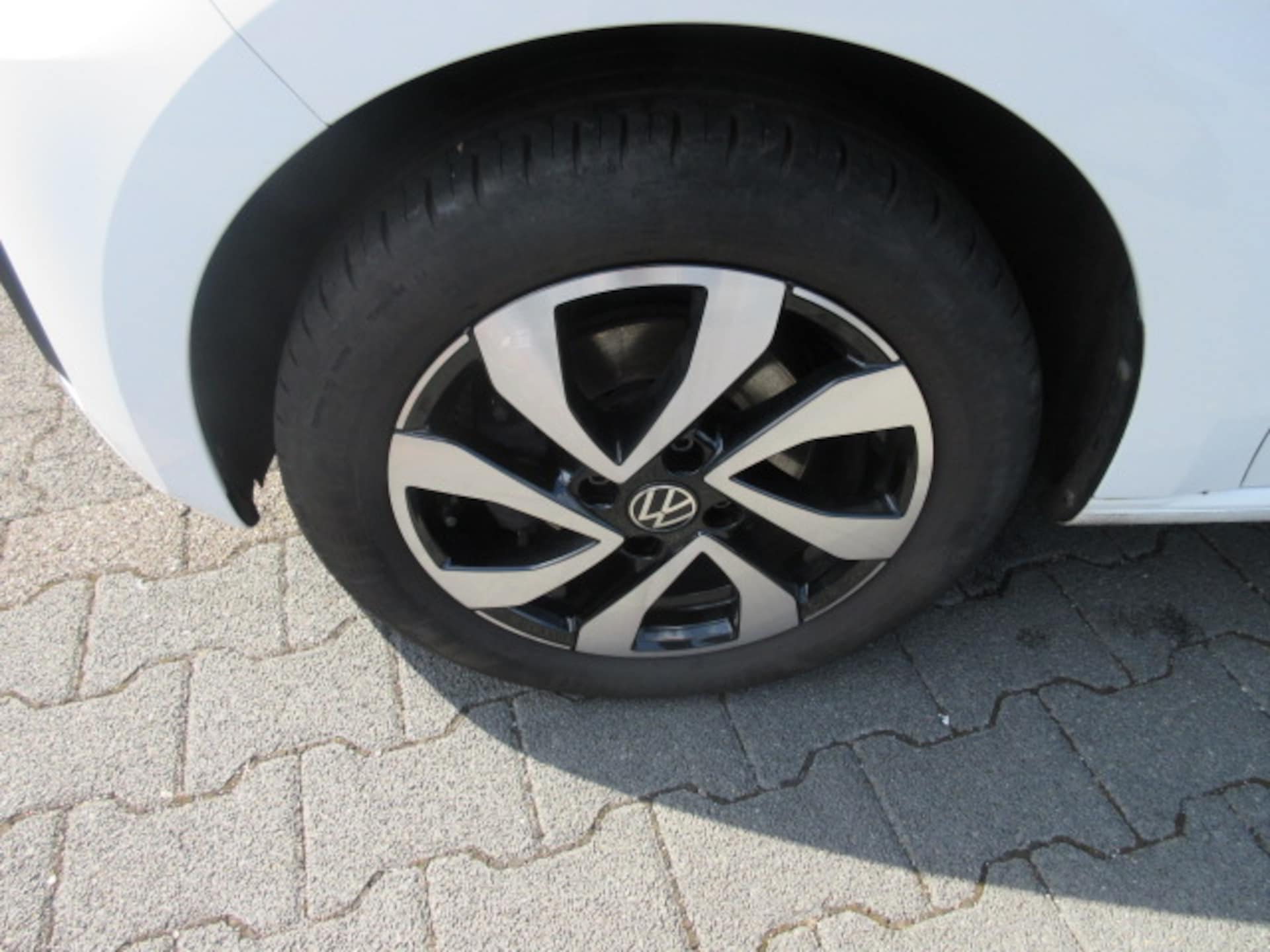 Volkswagen up! ACTIVE