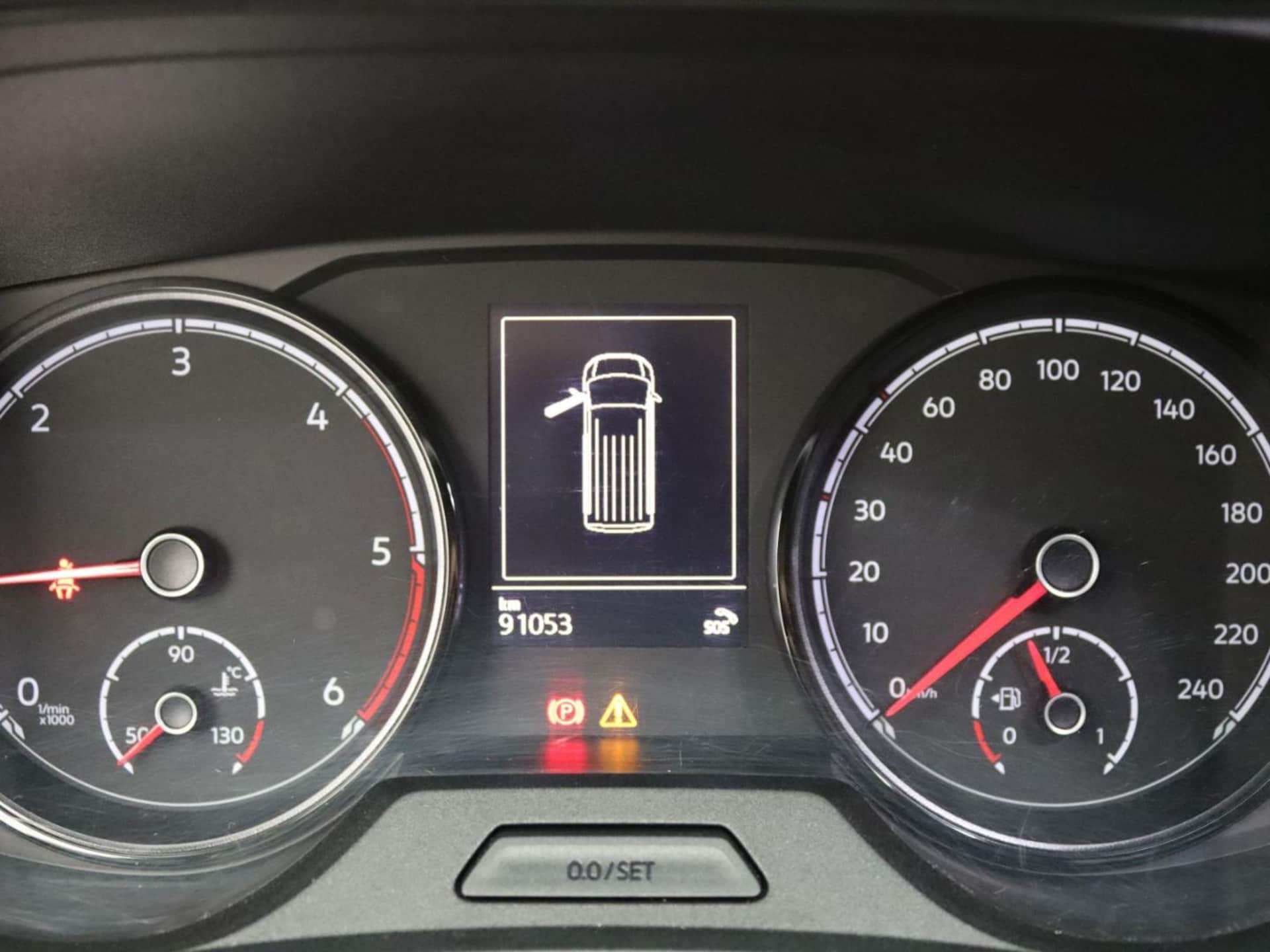 Volkswagen T6.1 Transporter Kombi langer Radstand