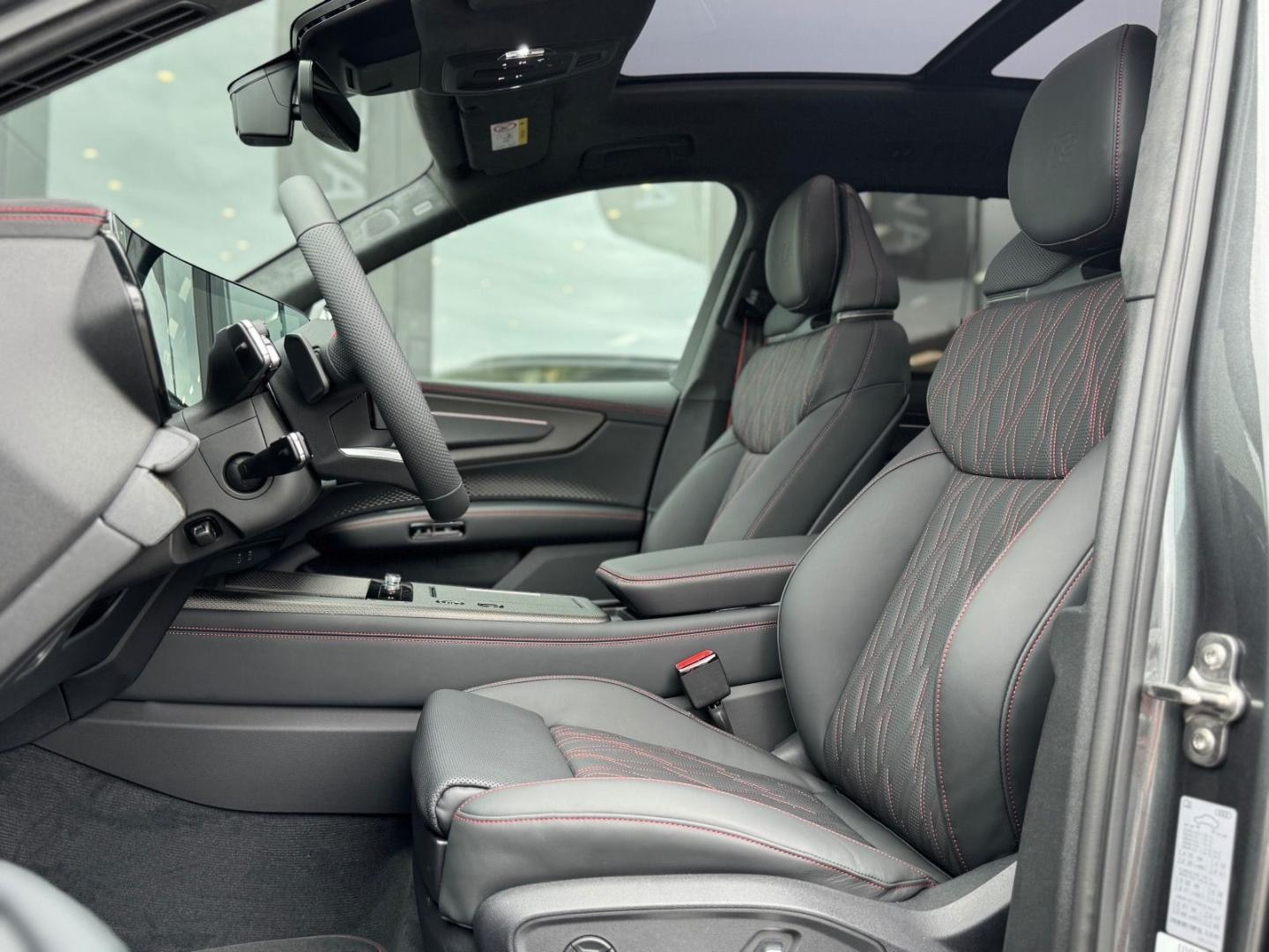Bild über Audi Q7 SUV TDI quattro 220 kW tiptronic - für weitere Informationen kontaktieren Sie den Audi Partner