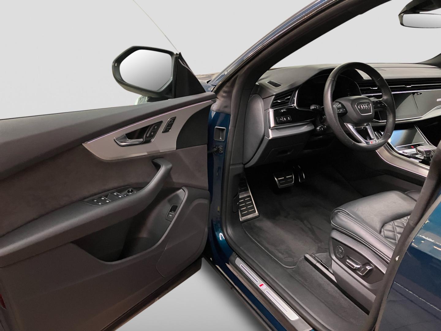 Image about Audi Q8 55 TFSI quattro tiptronic