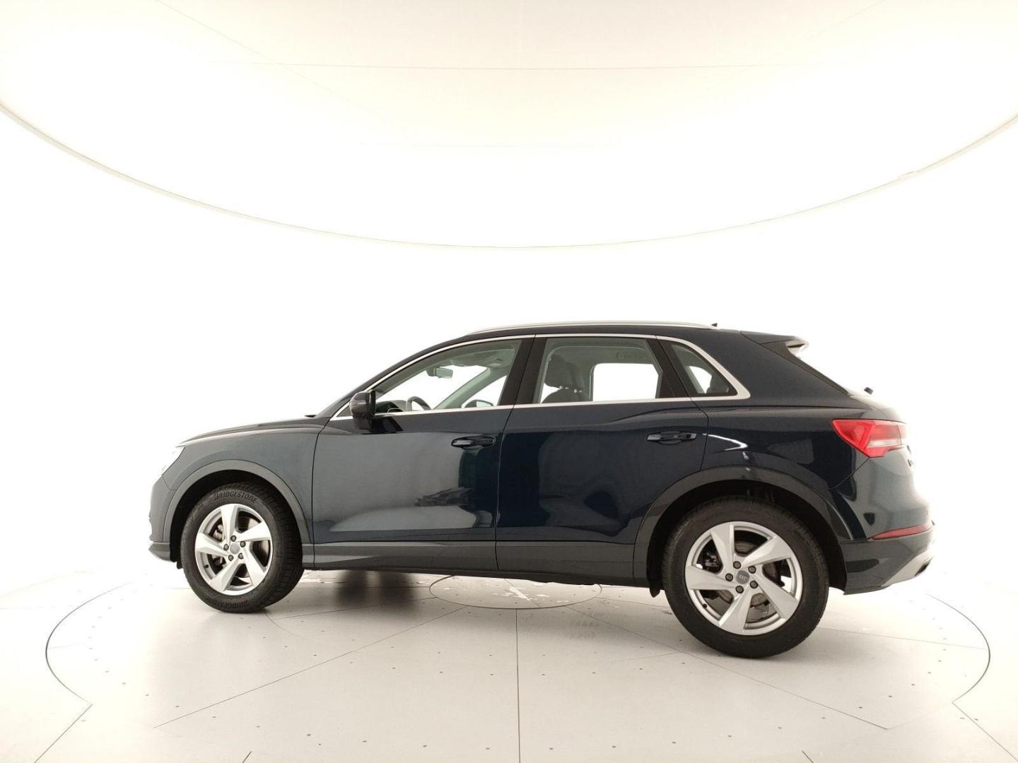 Immagine di Audi Q3 Business Advanced 40 TDI quattro 140 kW (190 PS) S tronic - Vista: for more details contact your dealer