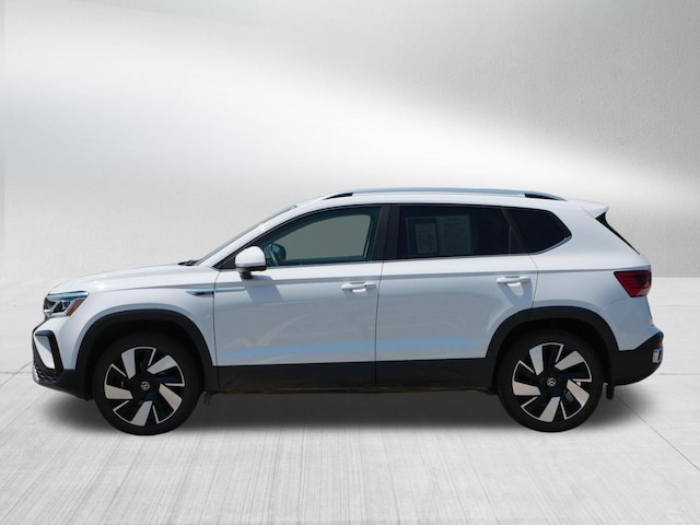 2023 Volkswagen Taos