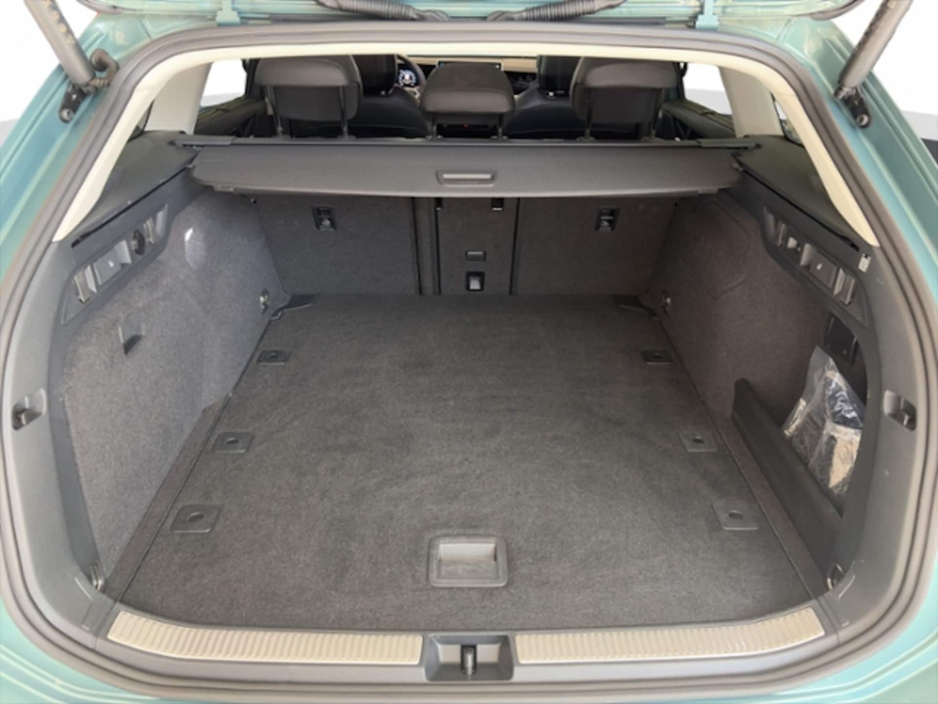 Volkswagen Passat Elegance