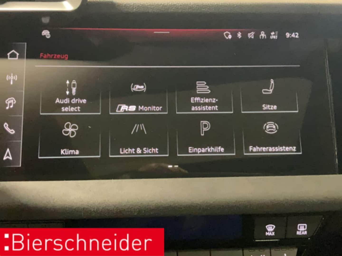 Bild über Audi RS 3 Sportback TFSI quattro 294 kW S tronic - für weitere Informationen kontaktieren Sie den Audi Partner