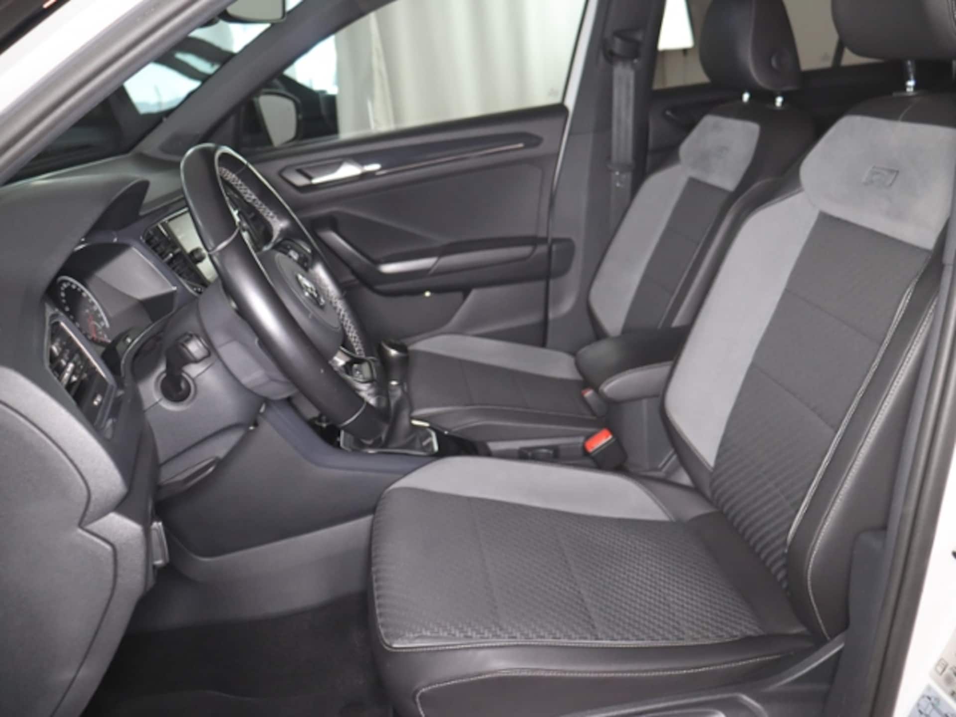 Volkswagen T-Roc Sport