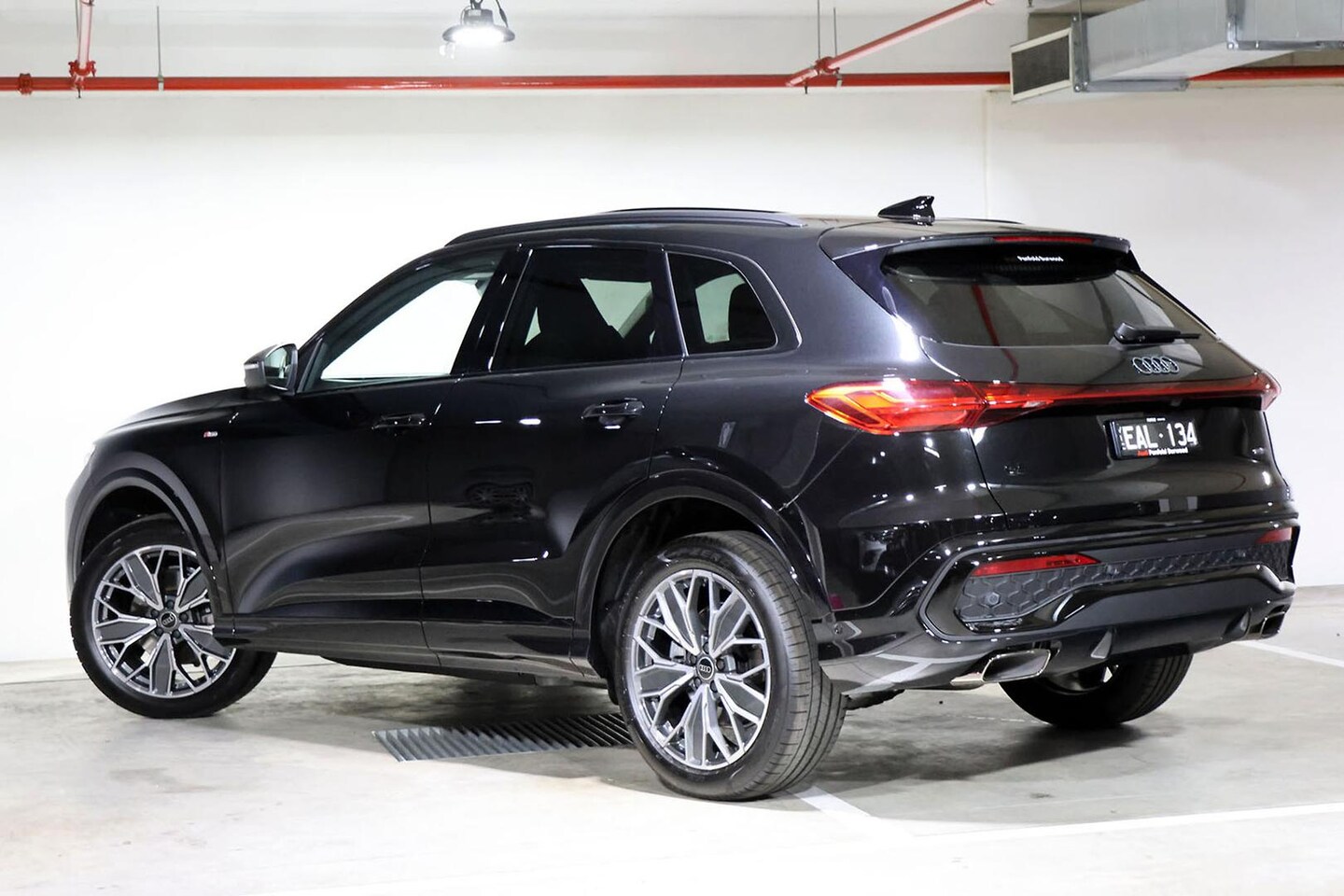 Image about Audi Q5 SUV TFSI quattro 200 kW sport
