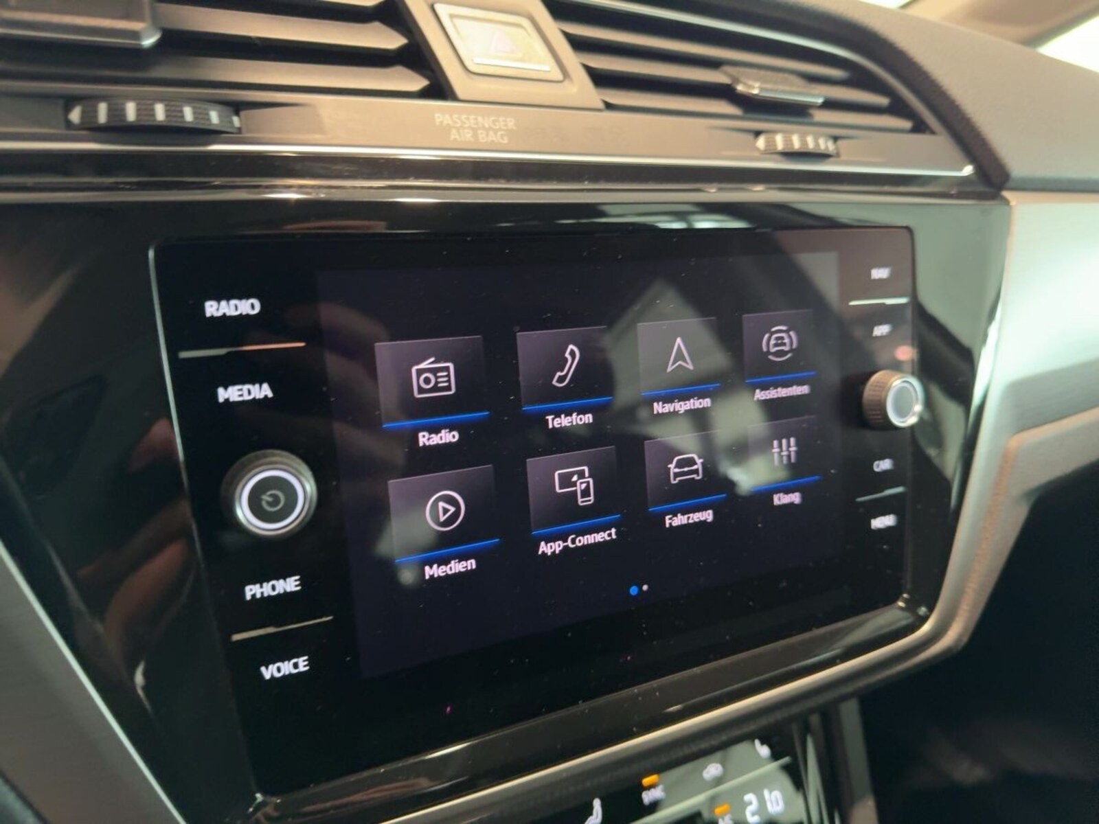 Volkswagen Touran – Bild 11
