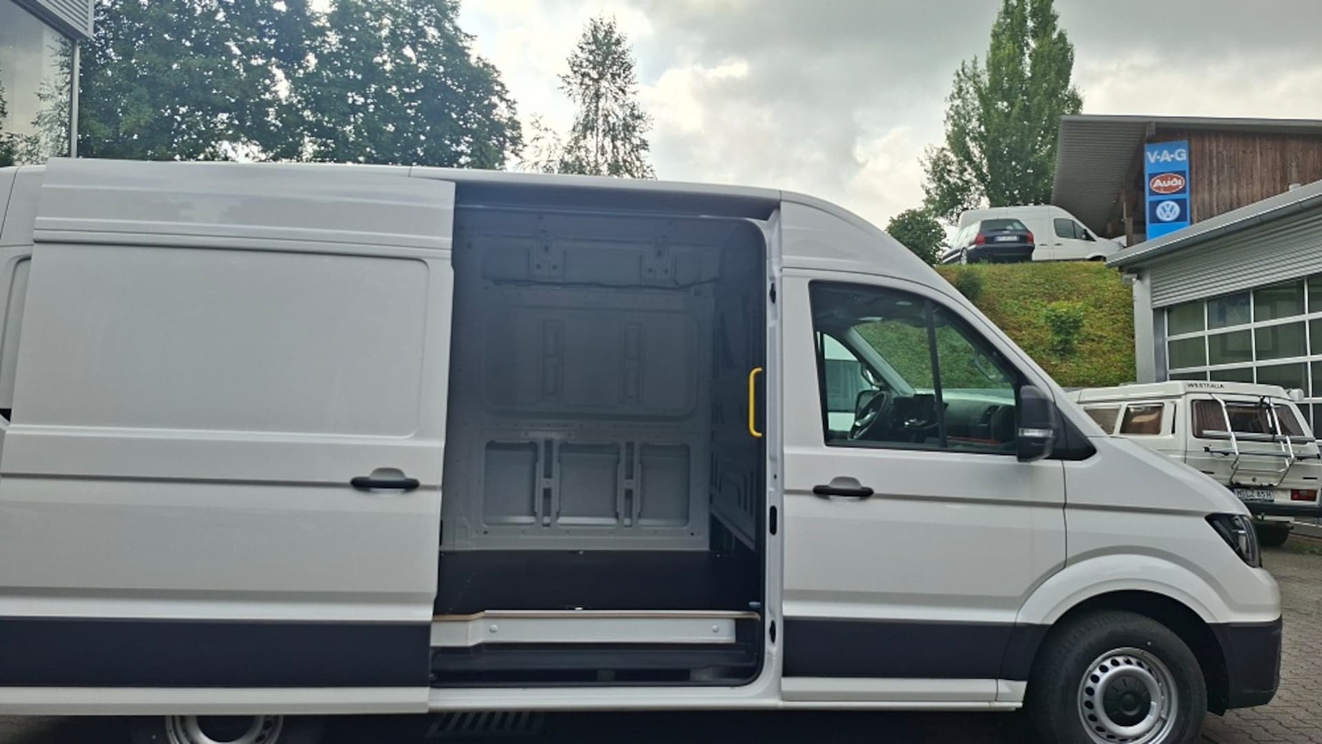 Volkswagen Crafter Kasten mittlerer Radstand