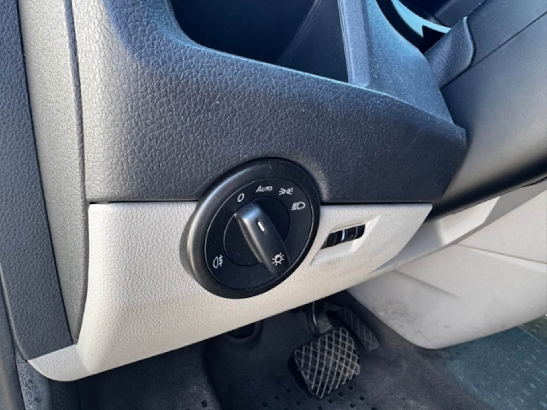 Volkswagen T6 Transporter Kasten kurzer Radstand