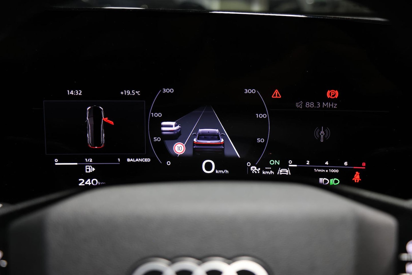 Image about Audi Q5 SUV TFSI quattro 200 kW sport