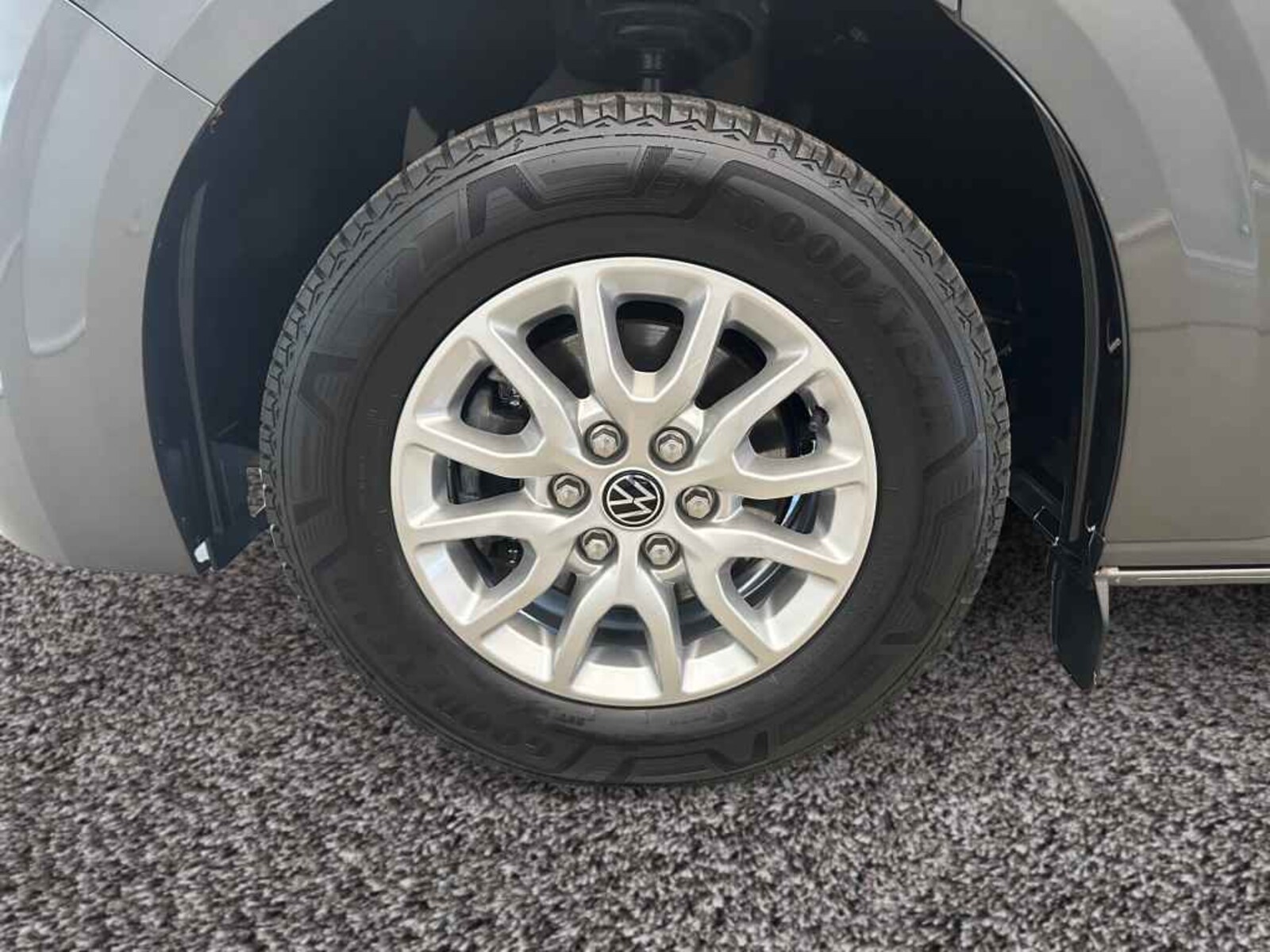Volkswagen Caravelle – Bild 4