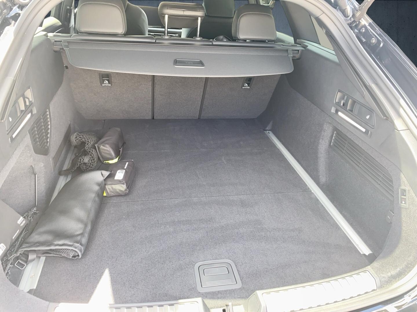 Bild über Audi A6 Avant edition one TDI quattro 150 kW S tronic - für weitere Informationen kontaktieren Sie den Audi Partner