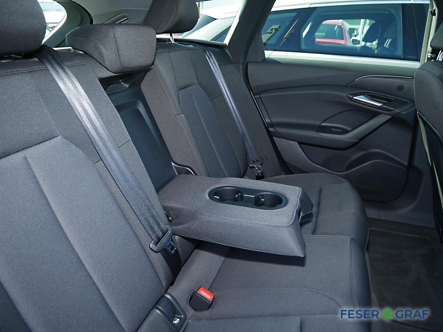 Bild über Audi A6 Avant e-tron e-tron quattro - für weitere Informationen kontaktieren Sie den Audi Partner