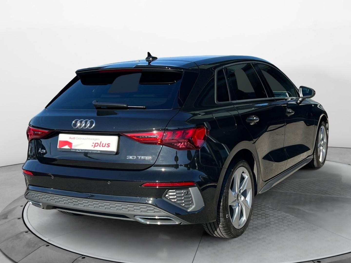 Bild über Audi A3 Sportback S line 30 TFSI S tronic - für weitere Informationen kontaktieren Sie den Audi Partner