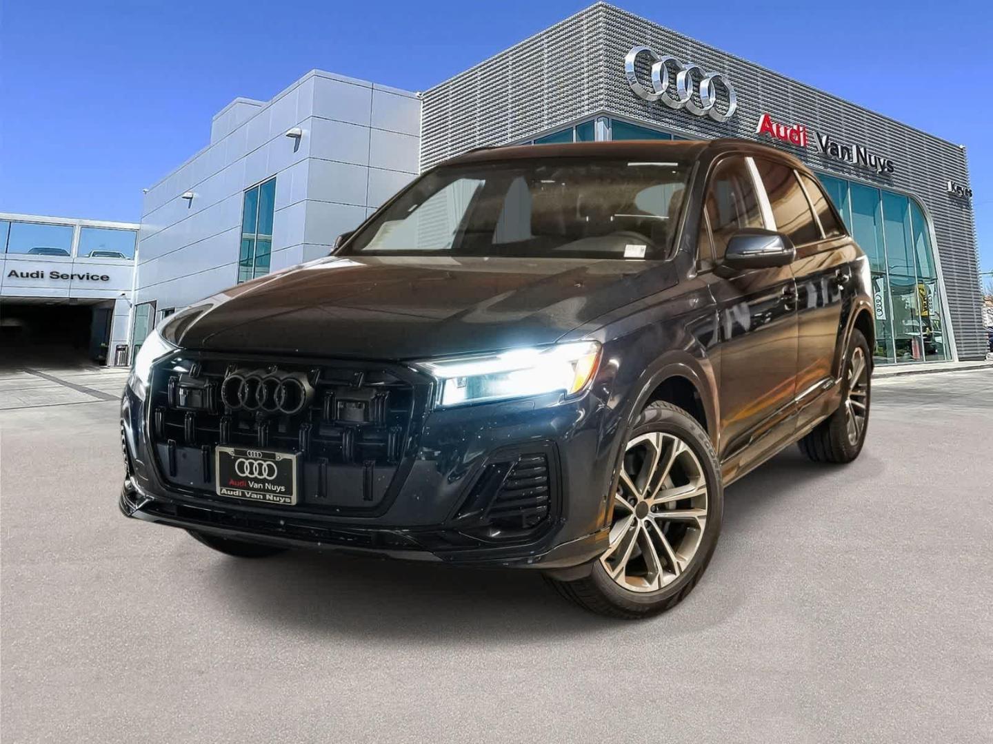 2026 Audi Q7 45 Premium Plus quattro Tiptronic's photo