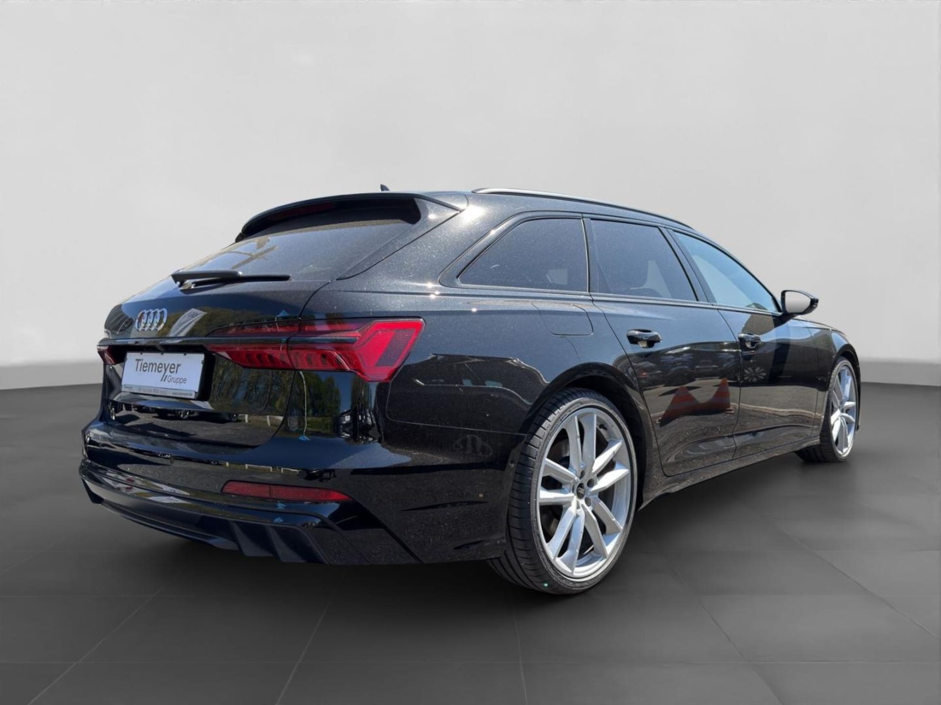 Audi S6 Avant