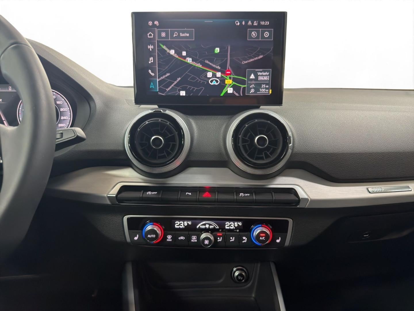 Bild über Audi Q2 advanced 30 TFSI Schaltgetriebe - für weitere Informationen kontaktieren Sie den Audi Partner