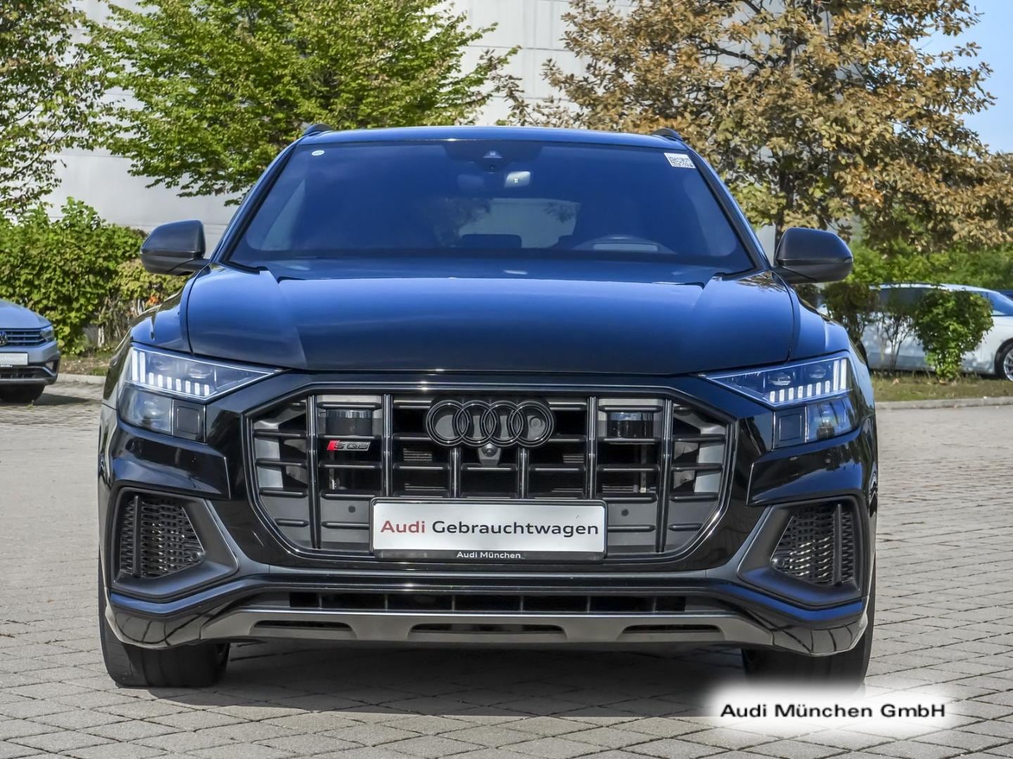 Bild über Audi SQ8 competition plus TFSI quattro tiptronic - für weitere Informationen kontaktieren Sie den Audi Partner
