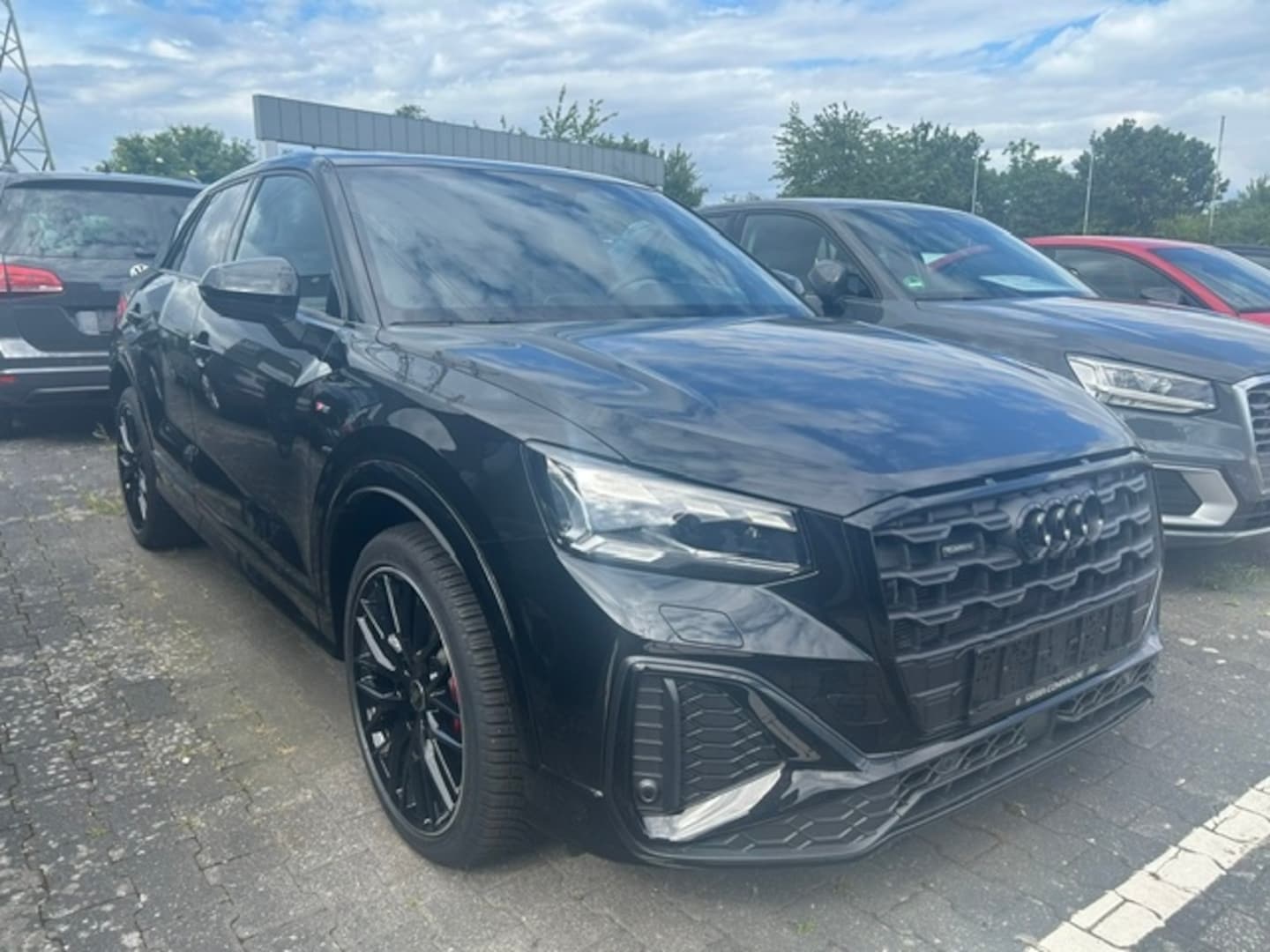 Bild über Audi Q2 S line 35 TDI quattro S tronic - für weitere Informationen kontaktieren Sie den Audi Partner