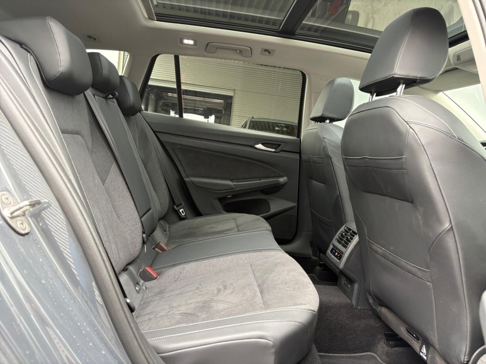 Volkswagen Golf Variant – Bild 11