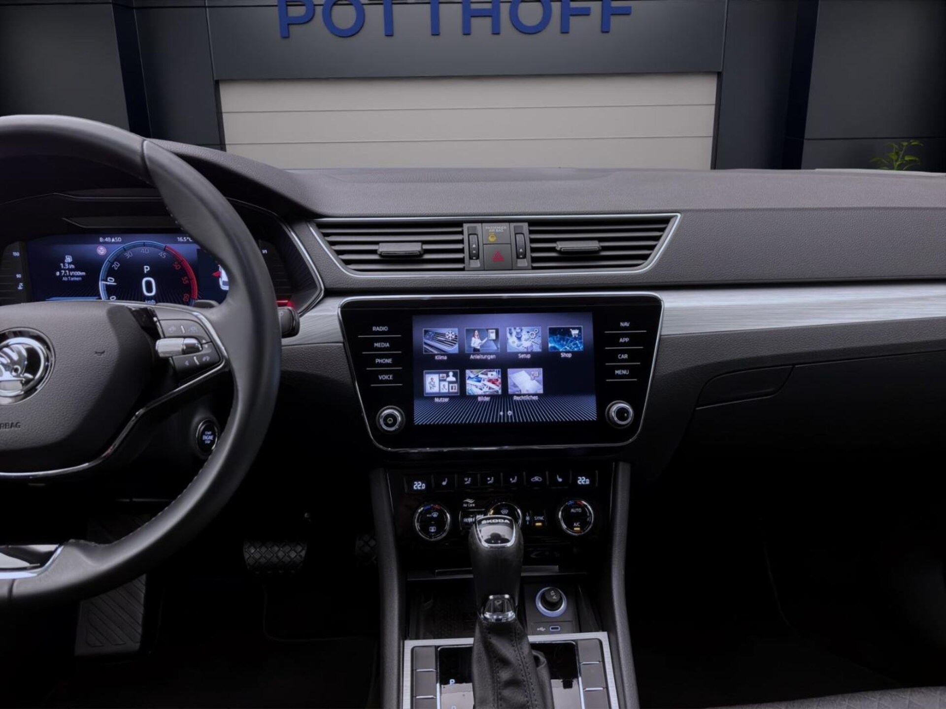 Skoda Superb Combi Ambition