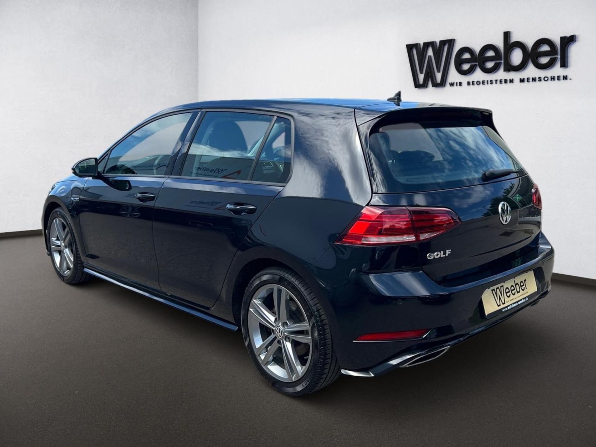 Volkswagen Golf R-Line