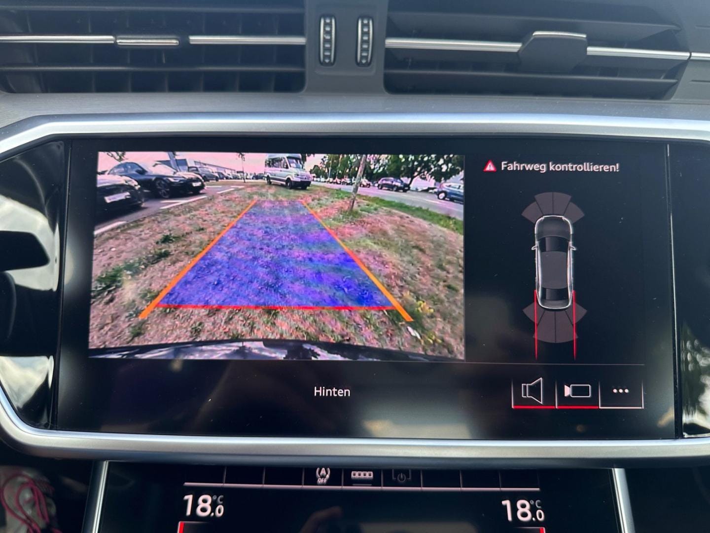 Bild über Audi S6 Limousine TDI quattro tiptronic - für weitere Informationen kontaktieren Sie den Audi Partner