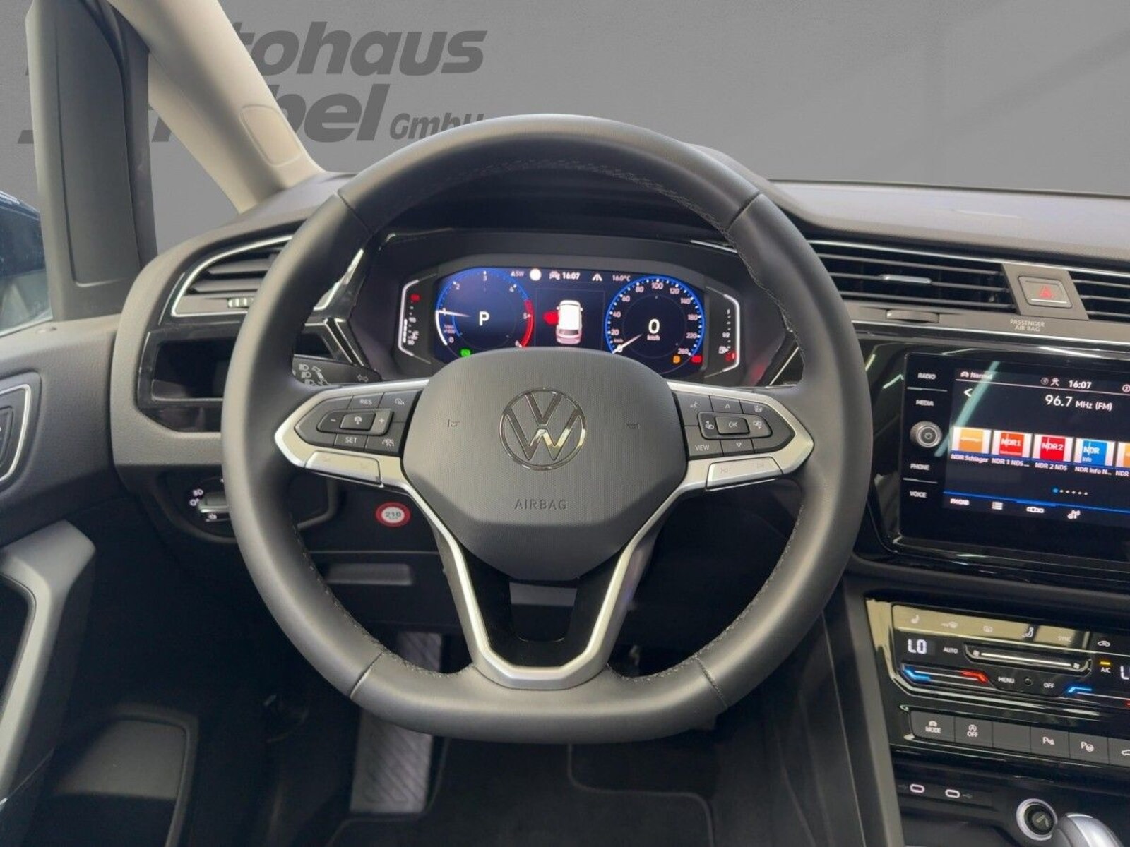 Volkswagen Touran – Bild 13