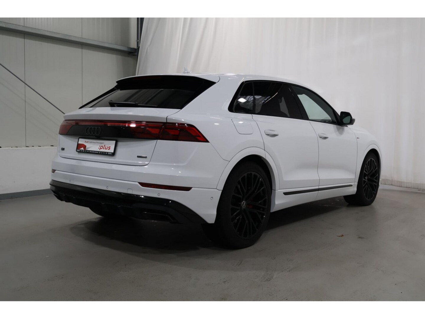 Bild über Audi Q8 SUV 50 TDI quattro tiptronic - für weitere Informationen kontaktieren Sie den Audi Partner