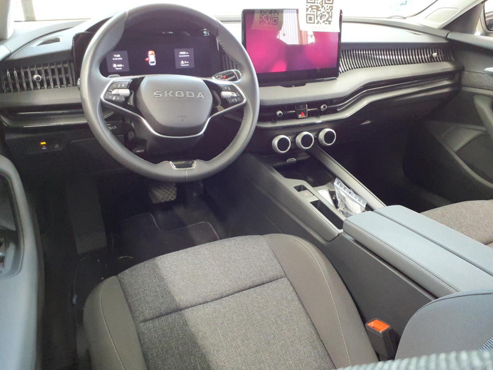 Škoda Superb Combi – Bild 9