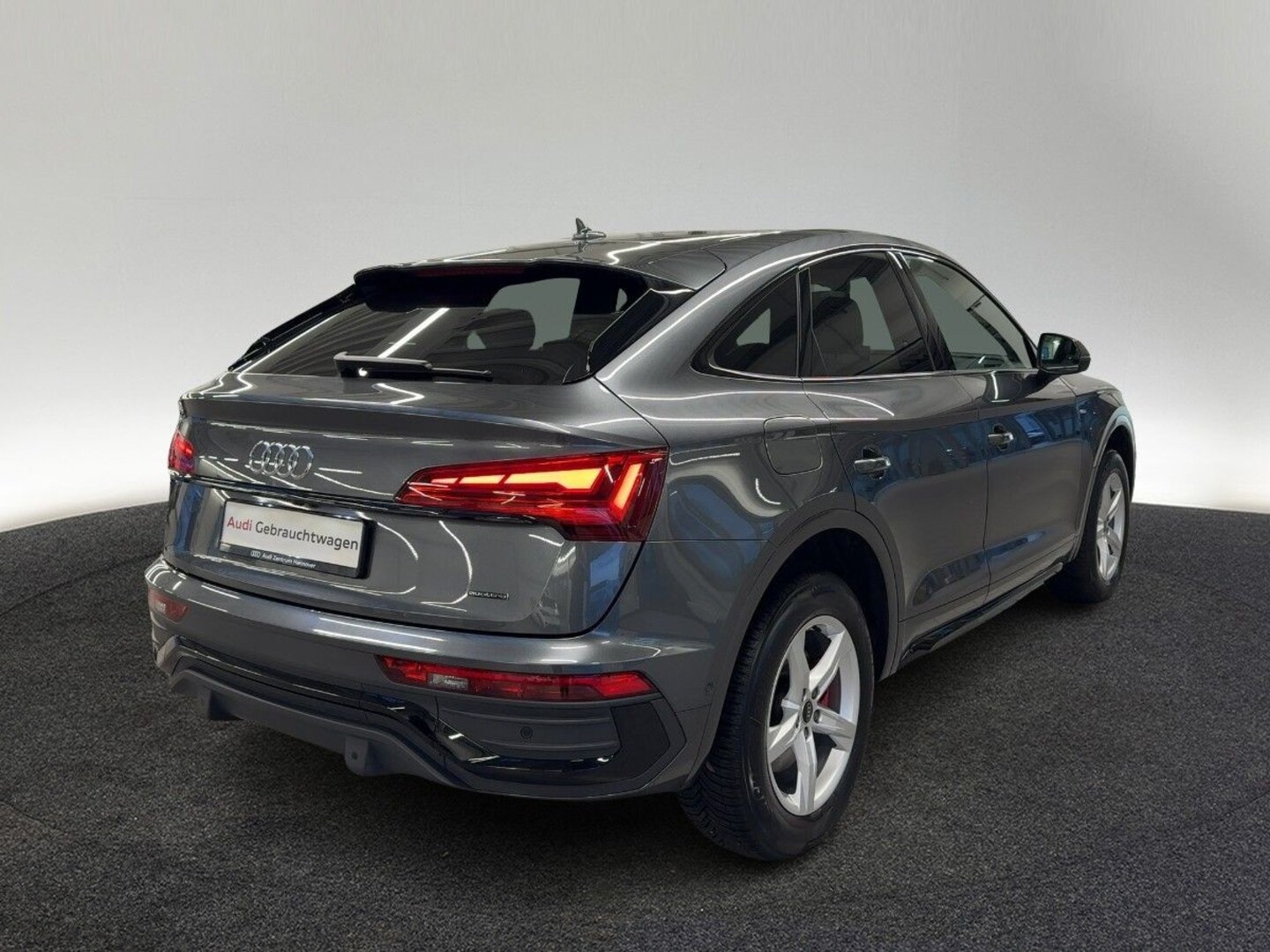 Bild über Audi Q5 Sportback 40 TDI quattro S tronic - für weitere Informationen kontaktieren Sie den Audi Partner