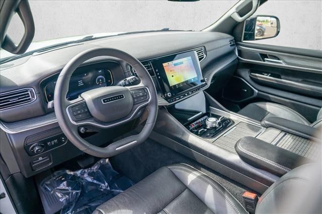 2023 Jeep Wagoneer L