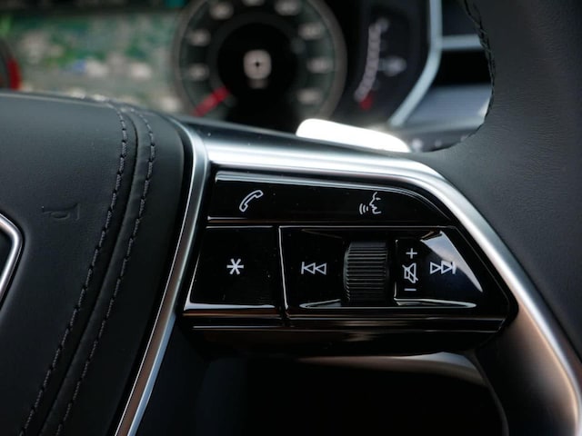 2026 Audi A8 Base - Photo 27