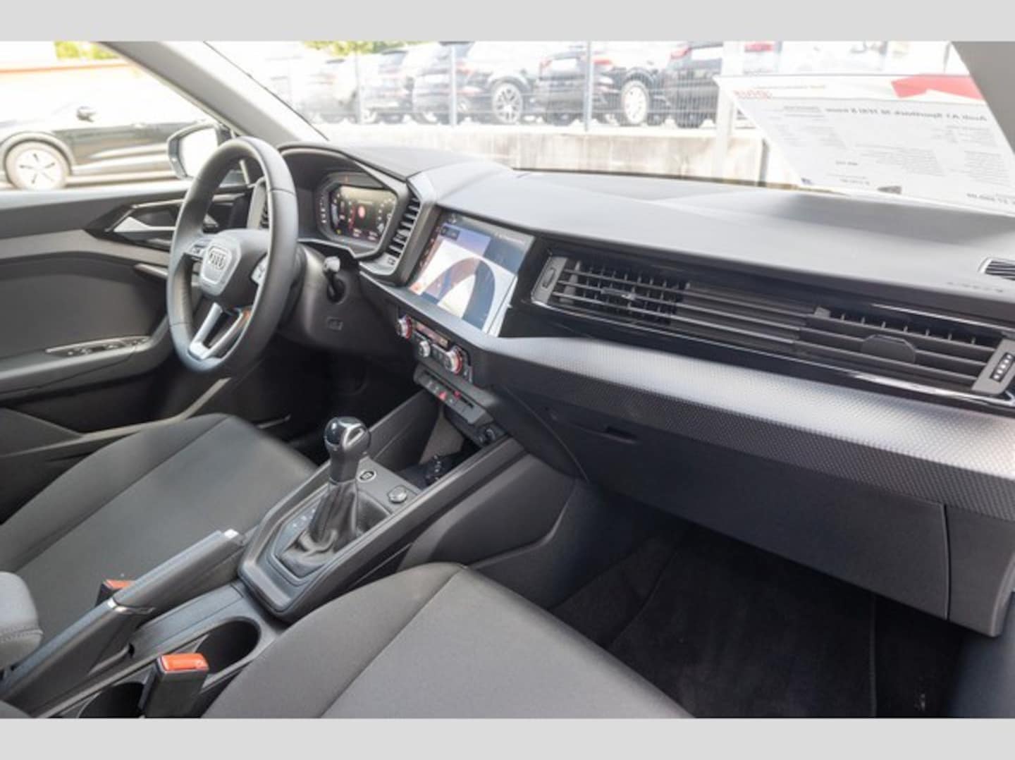 Bild über Audi A1 Sportback 30 TFSI S tronic - für weitere Informationen kontaktieren Sie den Audi Partner