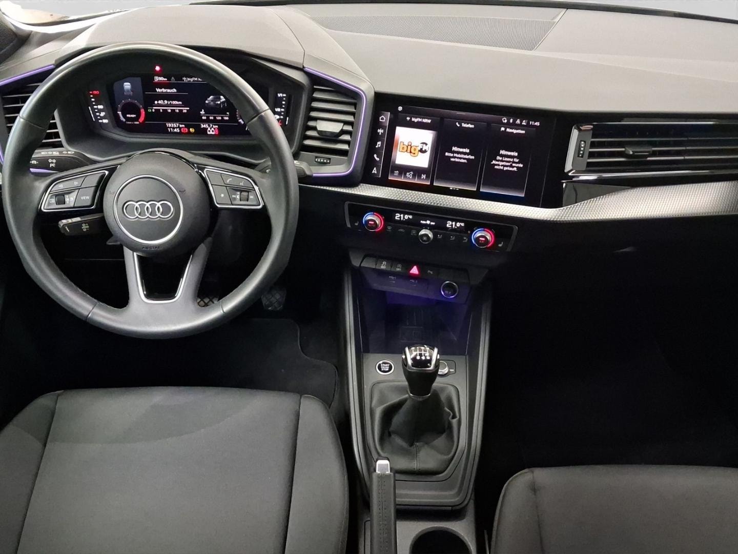 Bild über Audi A1 Sportback S line 30 TFSI Schaltgetriebe - für weitere Informationen kontaktieren Sie den Audi Partner