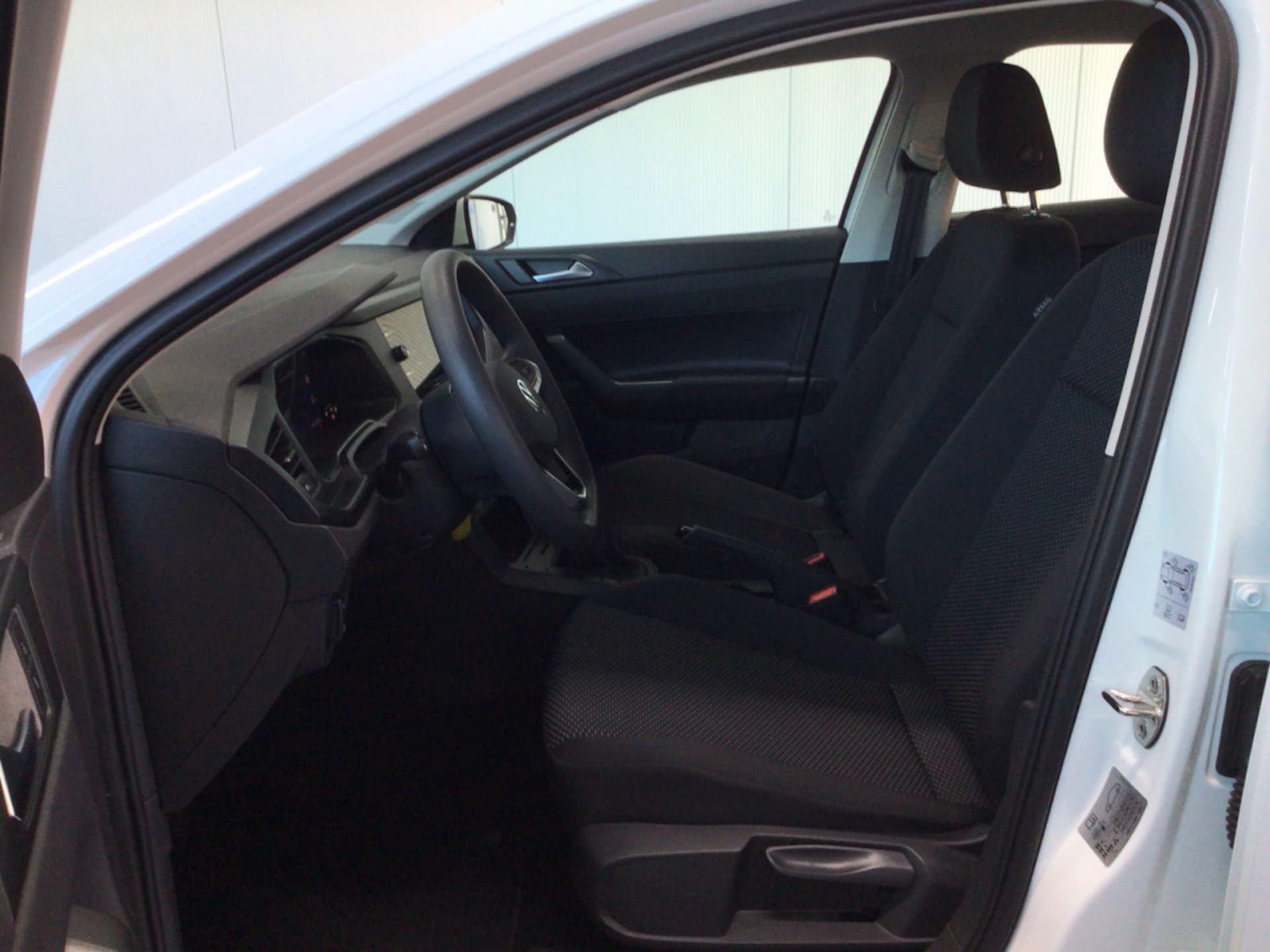 Volkswagen Polo Basis-Modell
