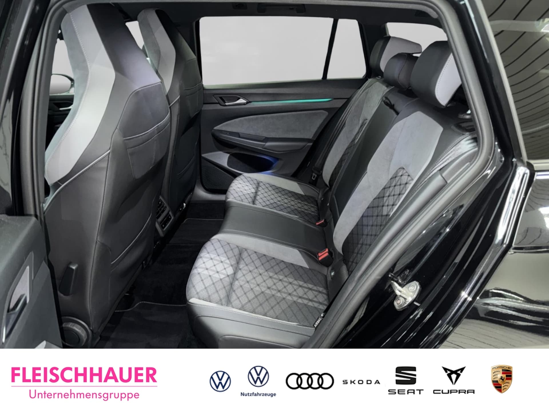 Volkswagen Golf Variant R-Line