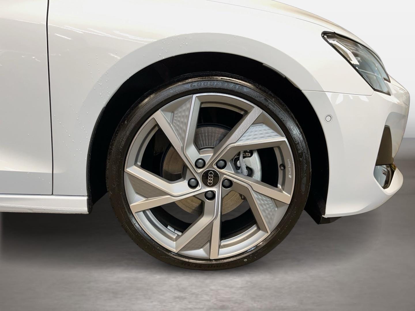 Bild über Audi A3 Sportback TFSI quattro S tronic - für weitere Informationen kontaktieren Sie den Audi Partner
