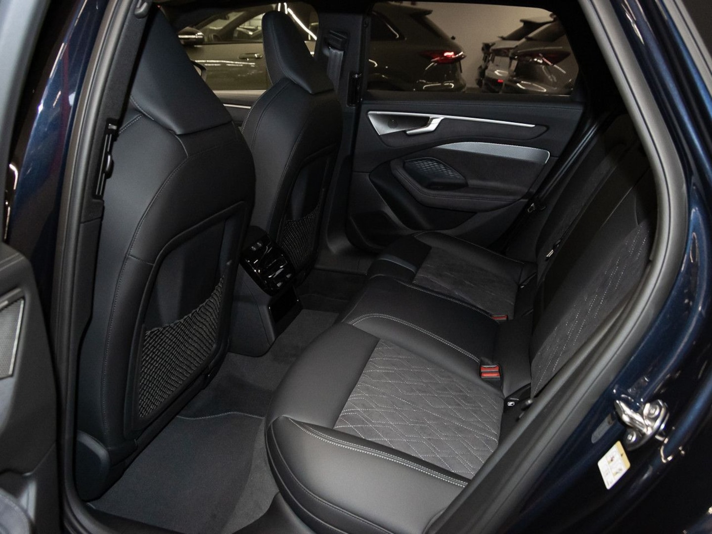 Bild über Audi A6 Avant e-hybrid e-hybrid quattro 220 kW S tronic - für weitere Informationen kontaktieren Sie den Audi Partner
