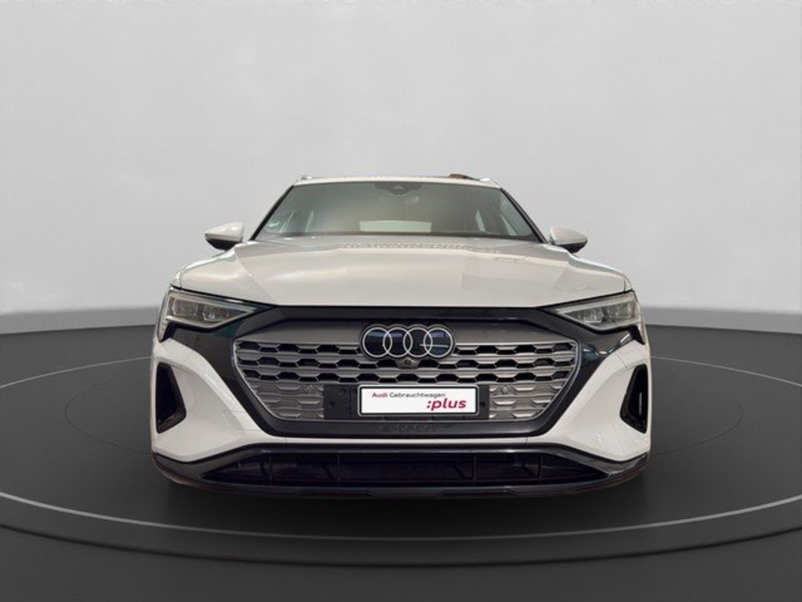 Audi Q8 Sportback e-tron – Bild 3