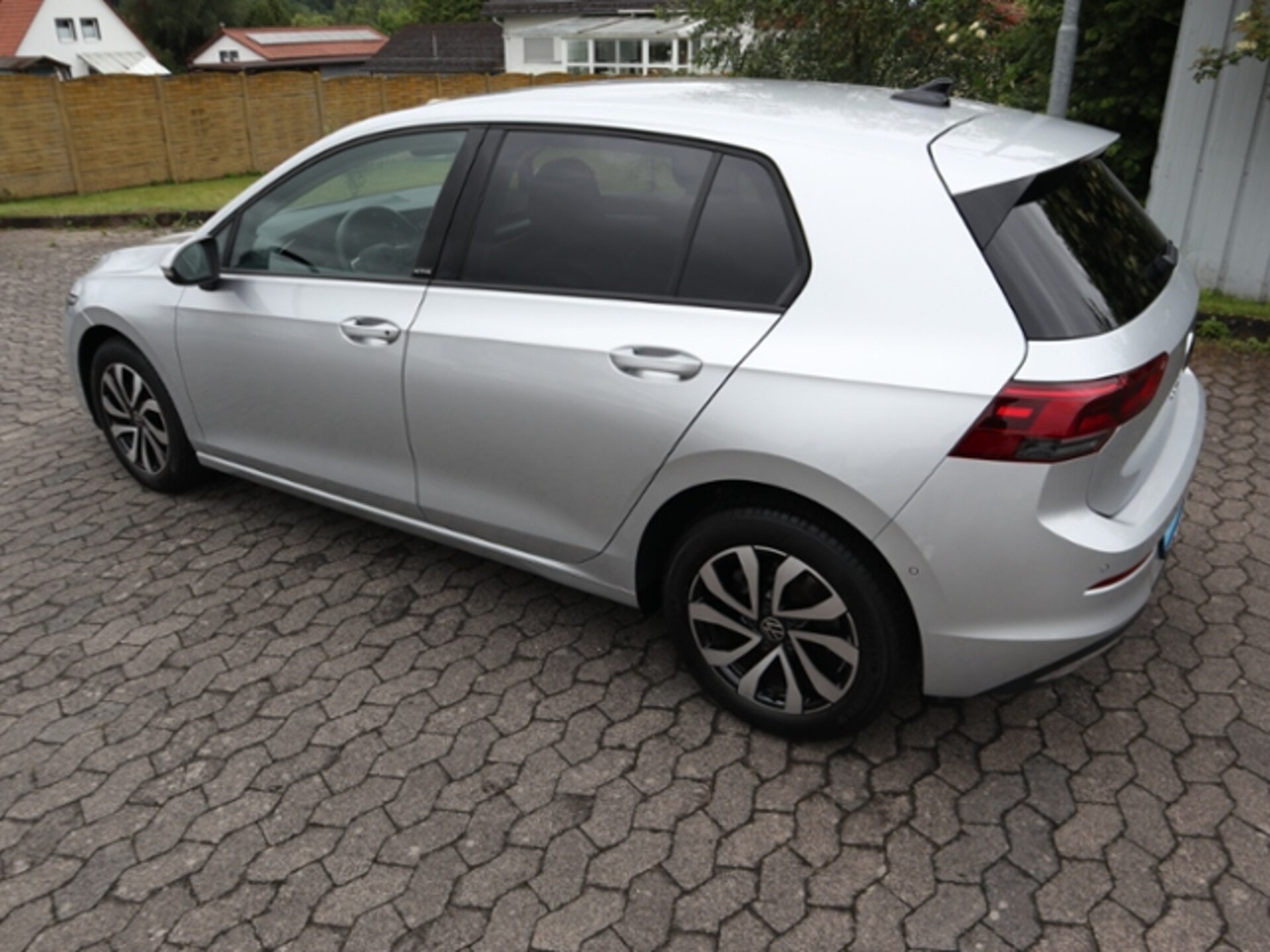 Volkswagen Golf Active