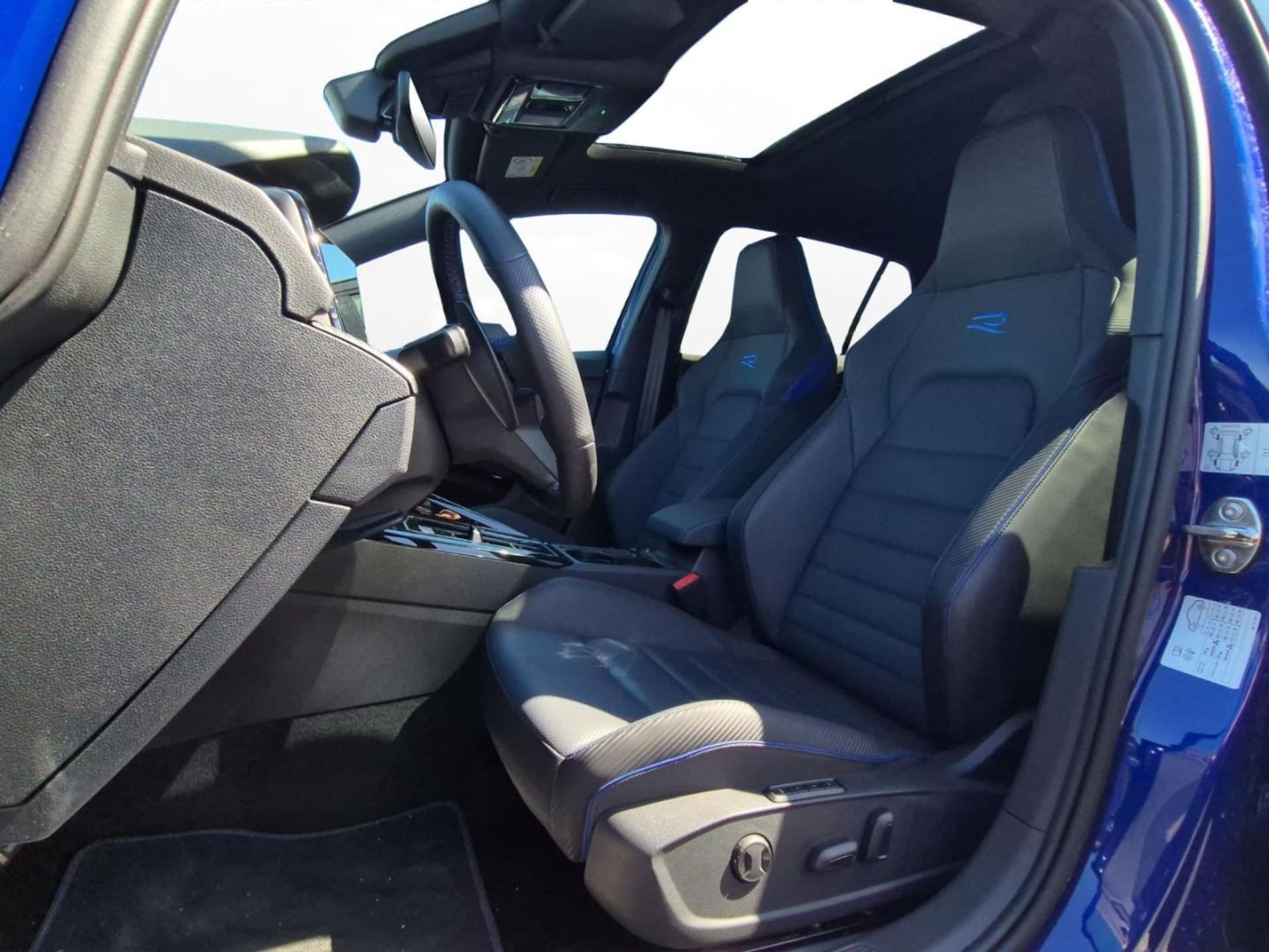 Volkswagen Golf R