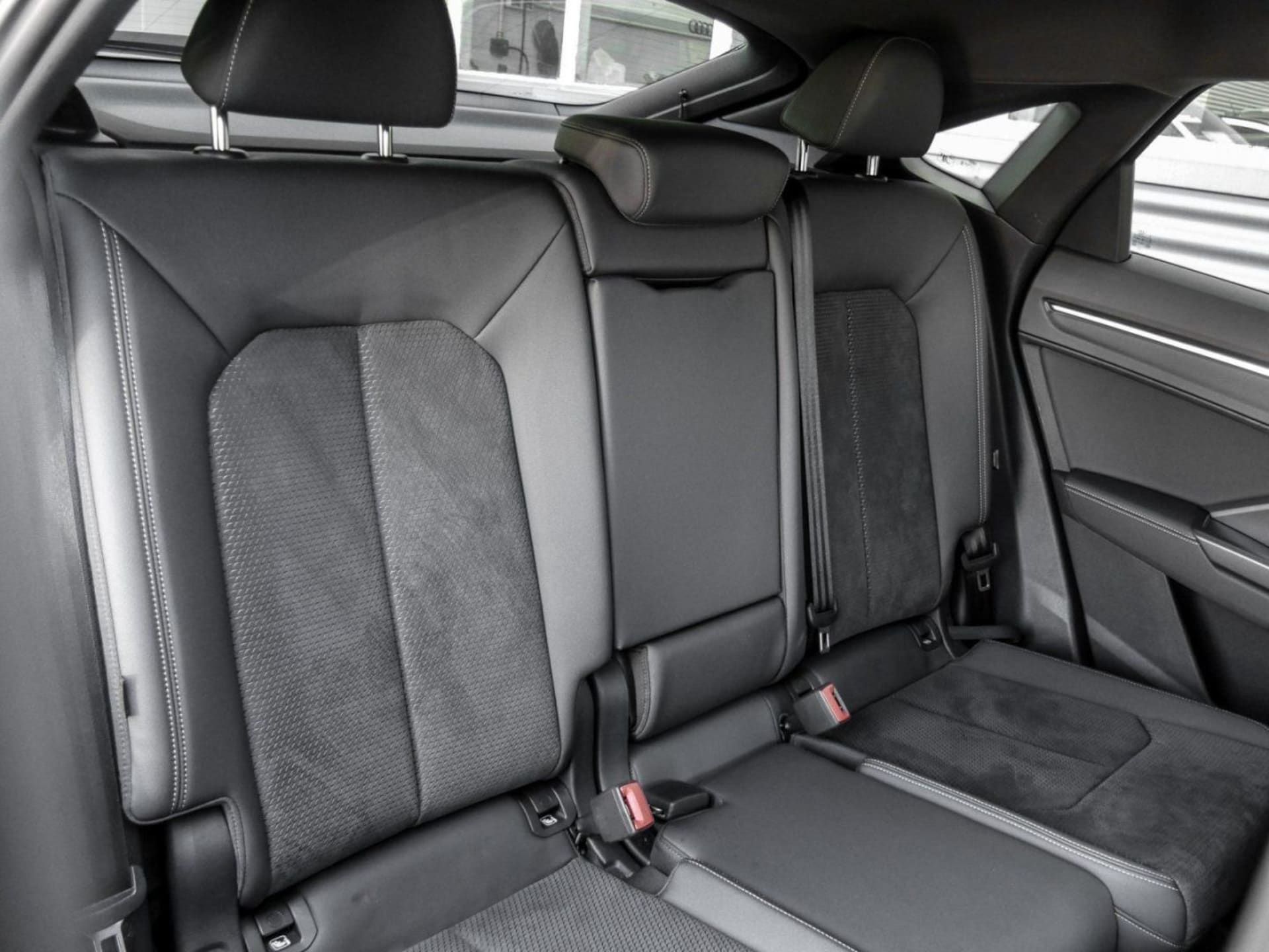 Audi Q3 Sportback S line