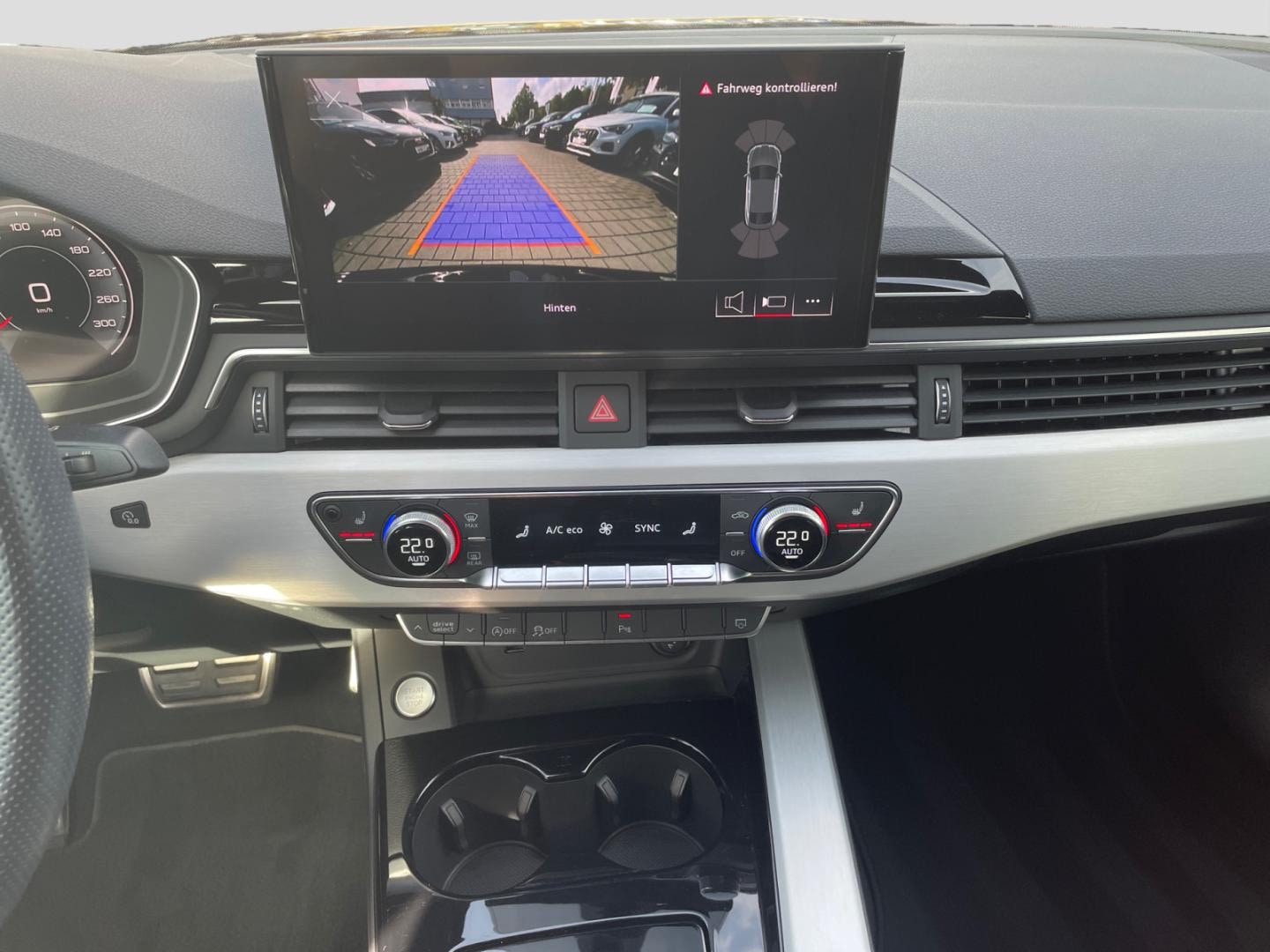 Bild über Audi A5 Sportback S line business 40 TFSI S tronic - für weitere Informationen kontaktieren Sie den Audi Partner