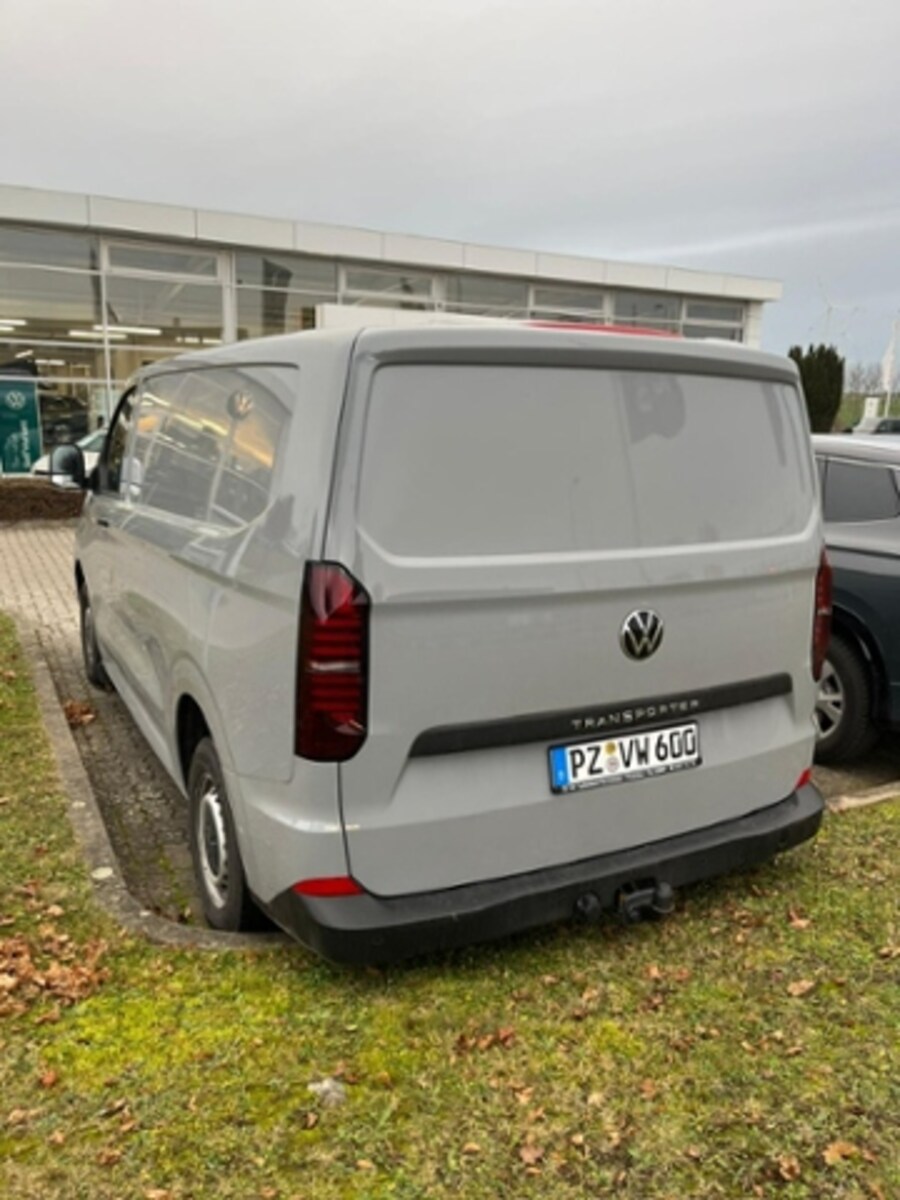 Volkswagen Transporter Kasten kurzer Radstand – Bild 5