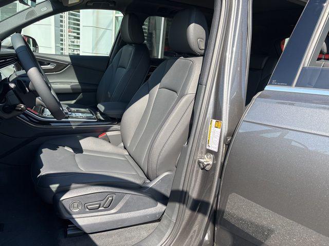 2025 Audi Q7 Premium Plus - Photo 11