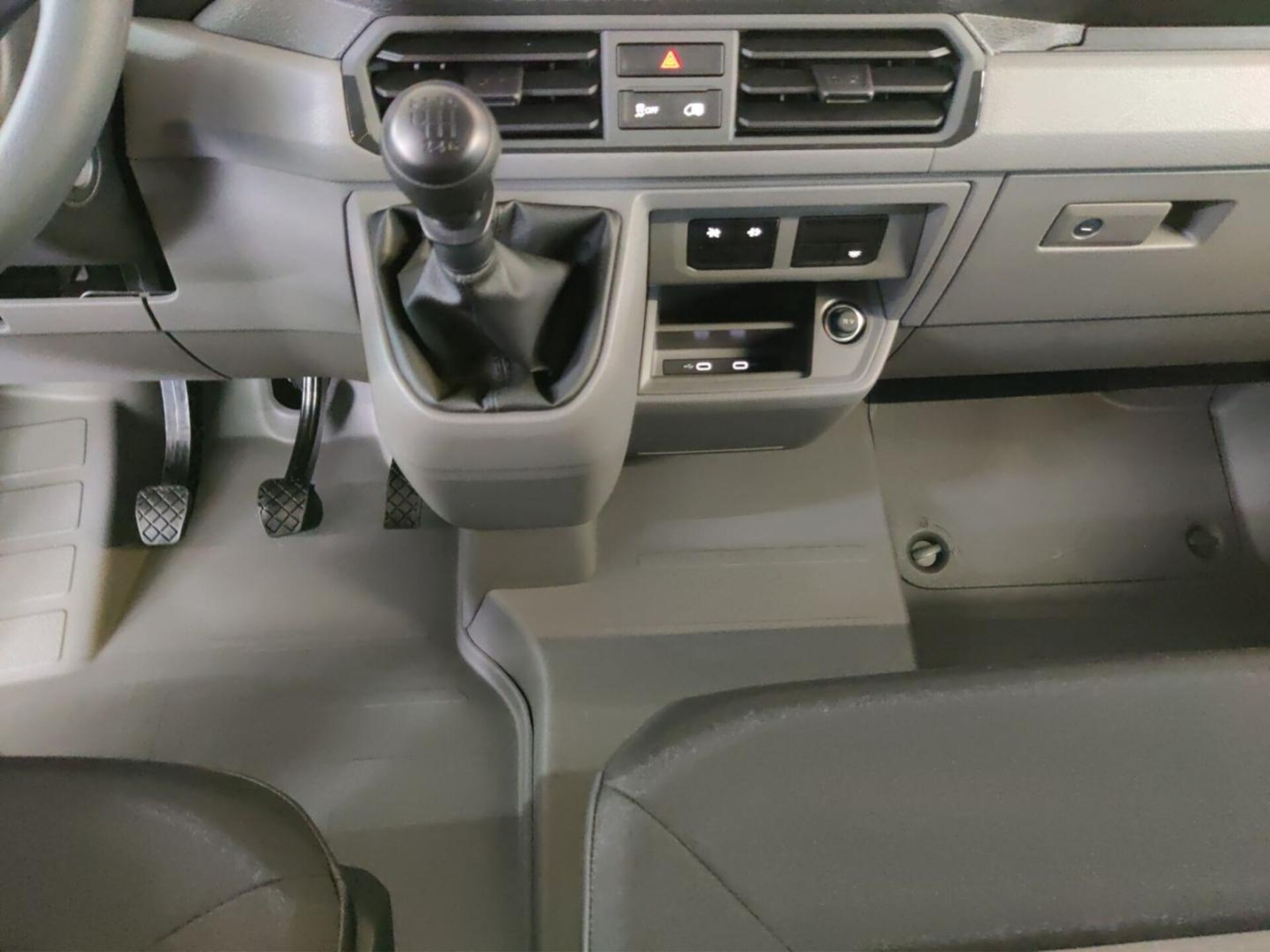 Volkswagen Crafter Kasten langer Radstand