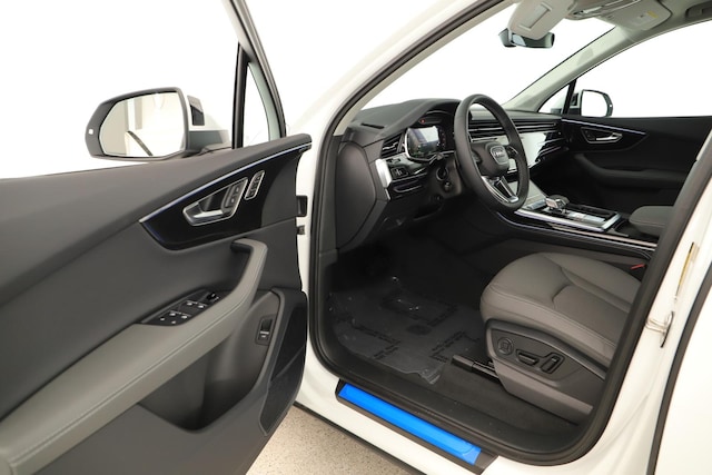 2026 Audi Q7 Premium Plus - Photo 14