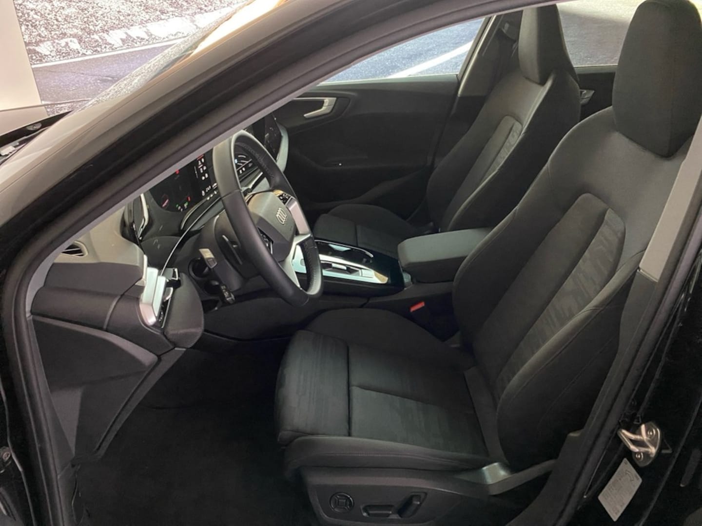 Bild über Audi A5 Avant TDI quattro 150 kW S tronic - für weitere Informationen kontaktieren Sie den Audi Partner